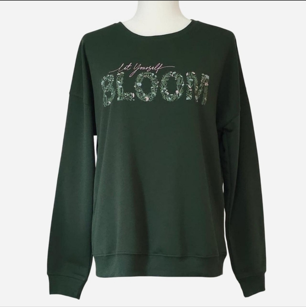 NINE WEST Women's Size M Forest Green‎ Long Sleeve Crewneck Sweatshirt